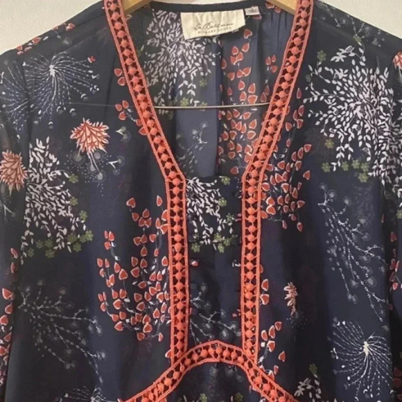 La Bellum Hillary Scott Sheer Floral Boho Blouse - Picture 3 of 7